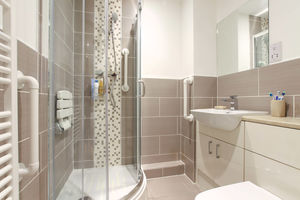 Photo 1- click for photo gallery